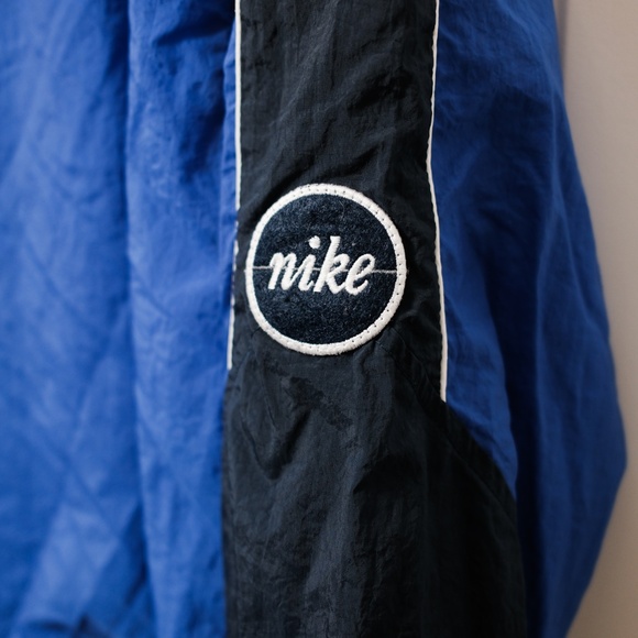 Vintage Nike Spell Out Circle Full Zip Hooded Windbreaker Jacket 90s Women’s XL - Picture 4 of 4